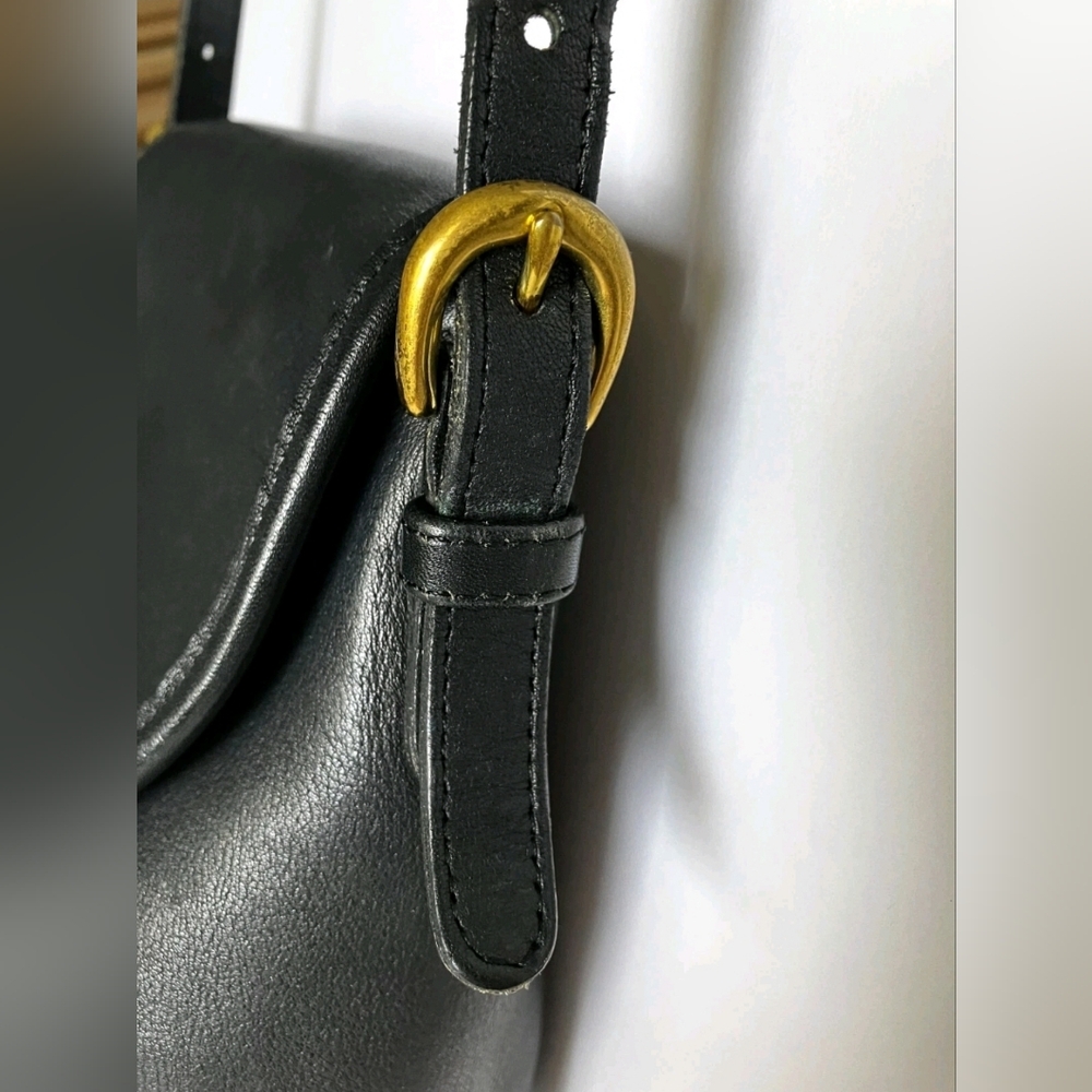 Coach Designer Vintage Y2k Black Leather Crossbody Purse Shoulder Bag - Picture 2 of 14